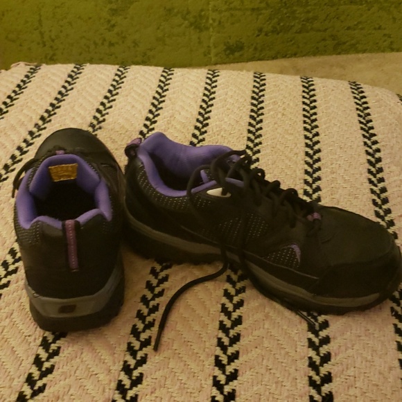 Shoes - Picture 3 of 3